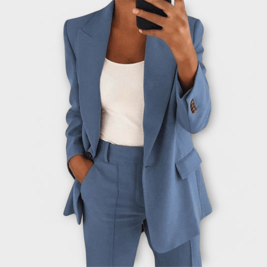 Elegant 2-piece suit for women